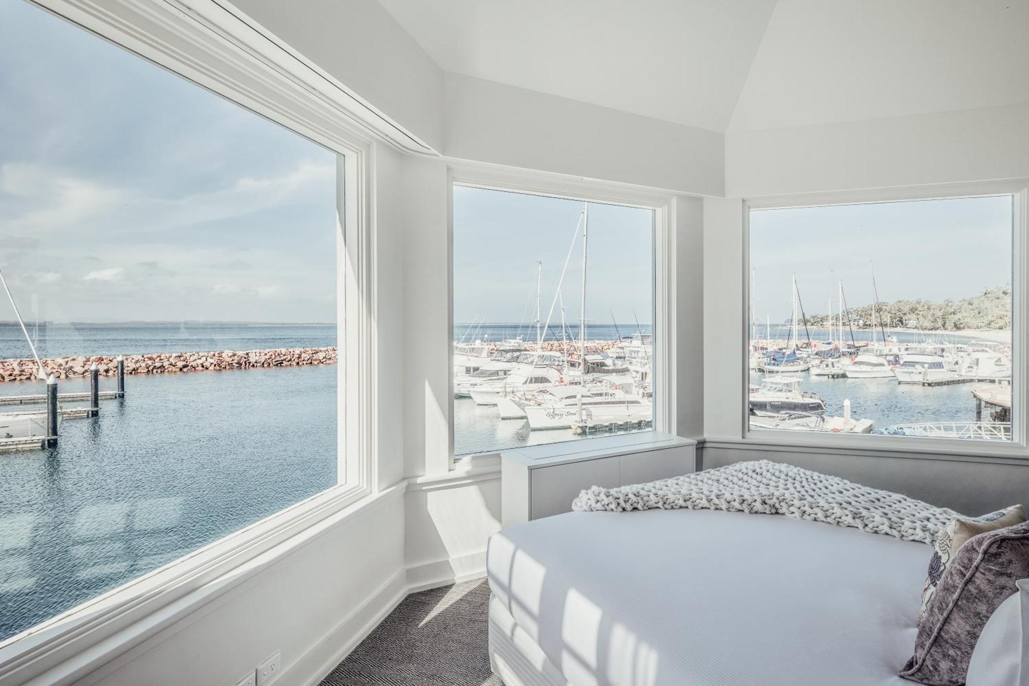 Hotel Anchorage Port Stephens Corlette Exterior foto
