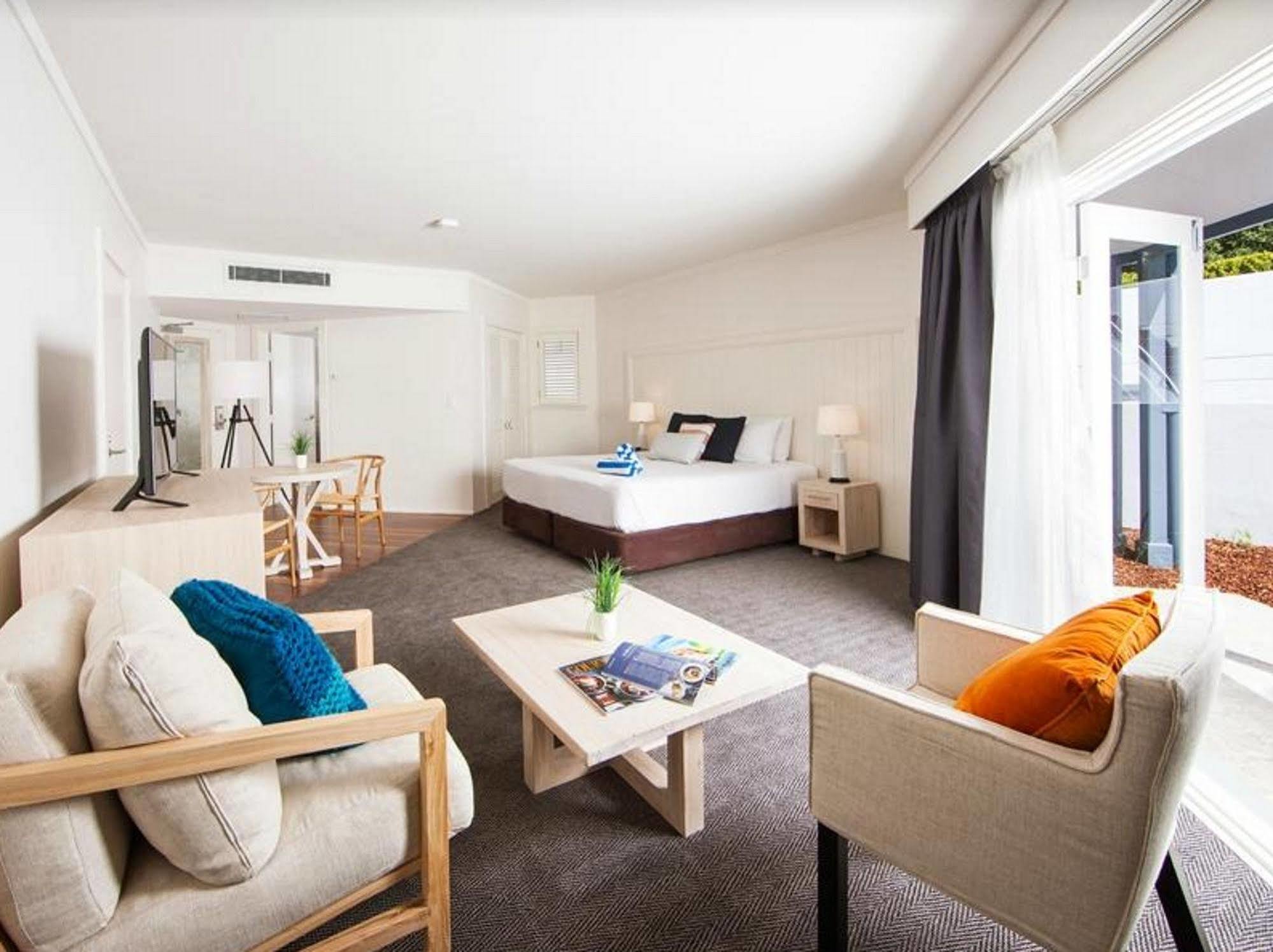 Hotel Anchorage Port Stephens Corlette Exterior foto