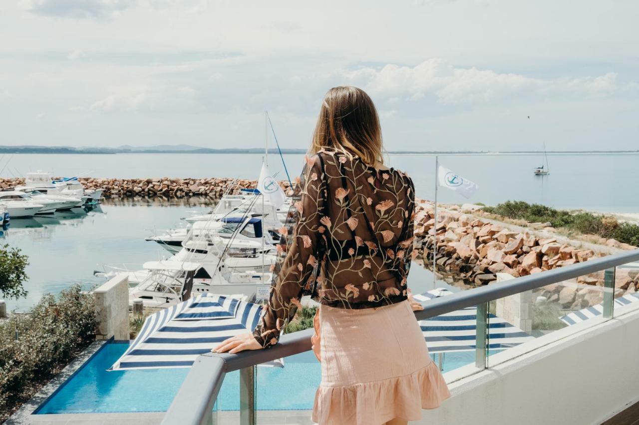 Hotel Anchorage Port Stephens Corlette Exterior foto
